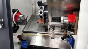Tornio CNC centro tornio doppio mandrino con corsa asse Y 75/50/45 idraulico di programmazione contropunta pesante capacità