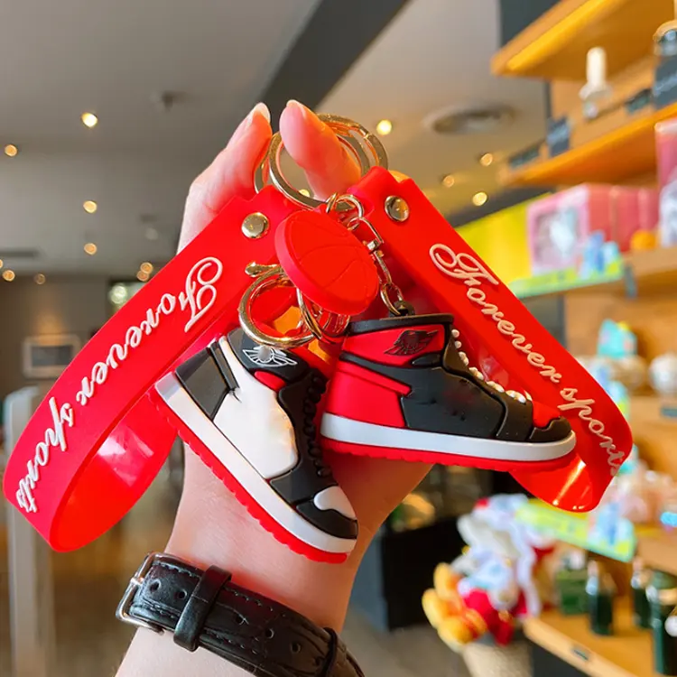 Giá rẻ khuyến mại số lượng lớn 3D Mini phim hoạt hình AJ Giày thể thao móc khóa Sneakers hình dạng bóng rổ PVC chủ chốt