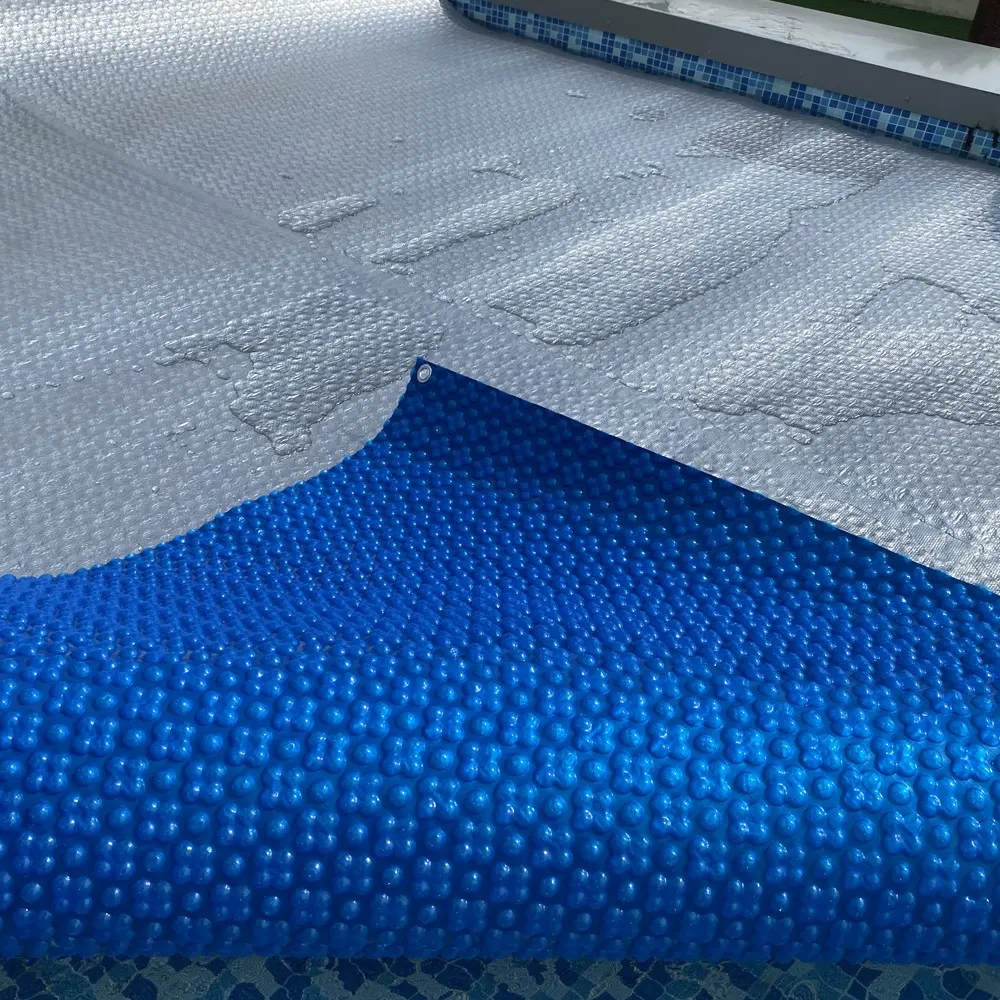 Aislamiento de plástico duro Piscina Cubierta solar Tamaño personalizado Forma Cubierta de piscina al aire libre