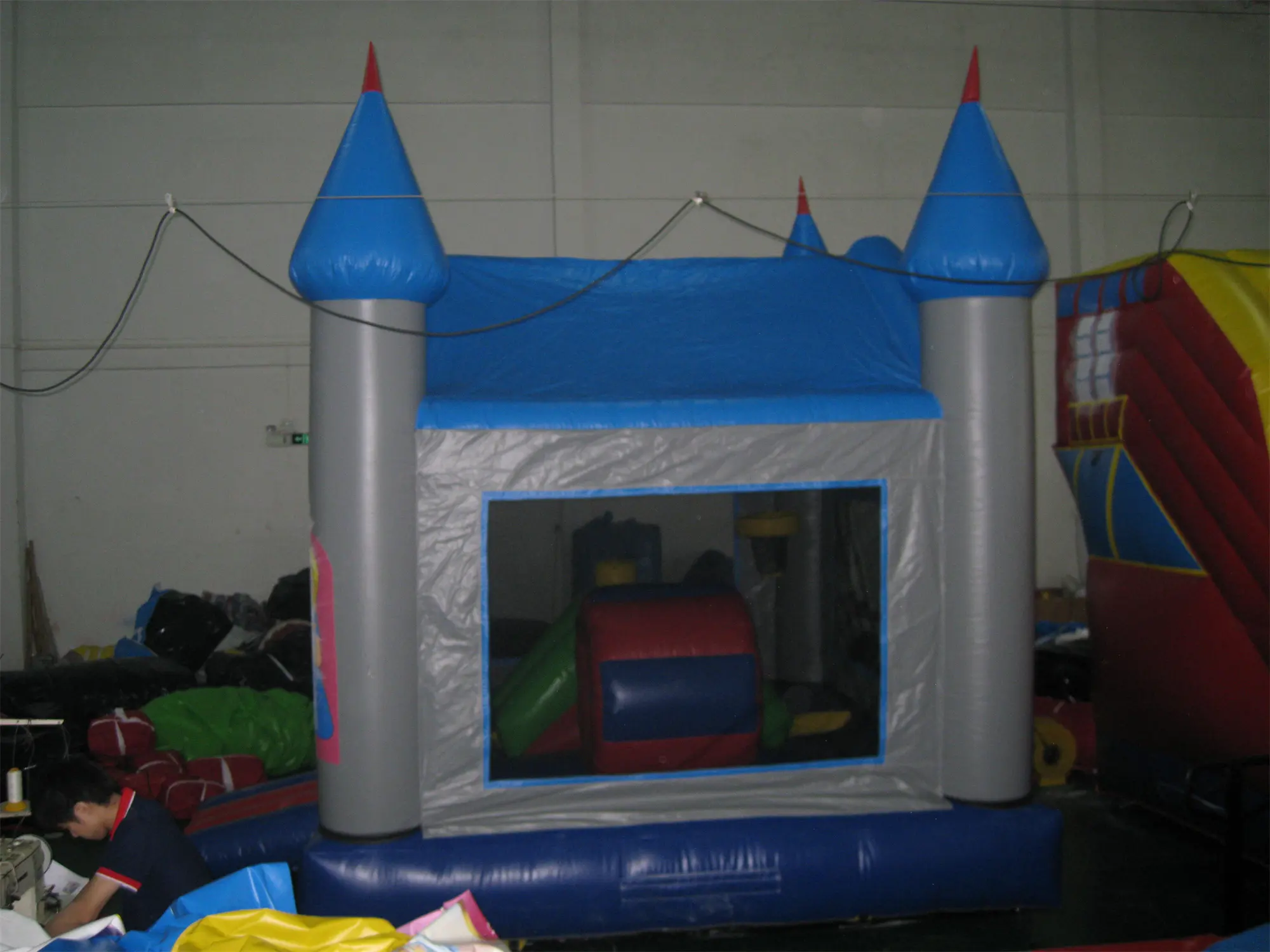 Blauwgrijze Bounce Huis Opblaasbare Hot Selling Jumping Play House Kids Party Opblaasbare Uitsmijter Huis