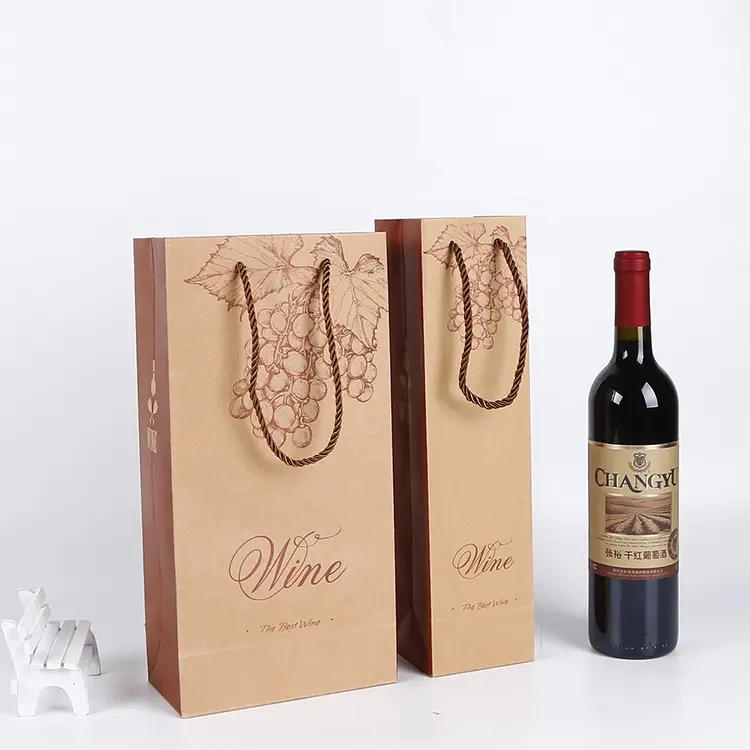 अनुकूलित क्राफ्ट पेपर रेड वाइन बैग मुफ्त डिजाइन सिंगल क्राफ्ट वाइन बोतल पेपर बैग मुद्रित लोगो