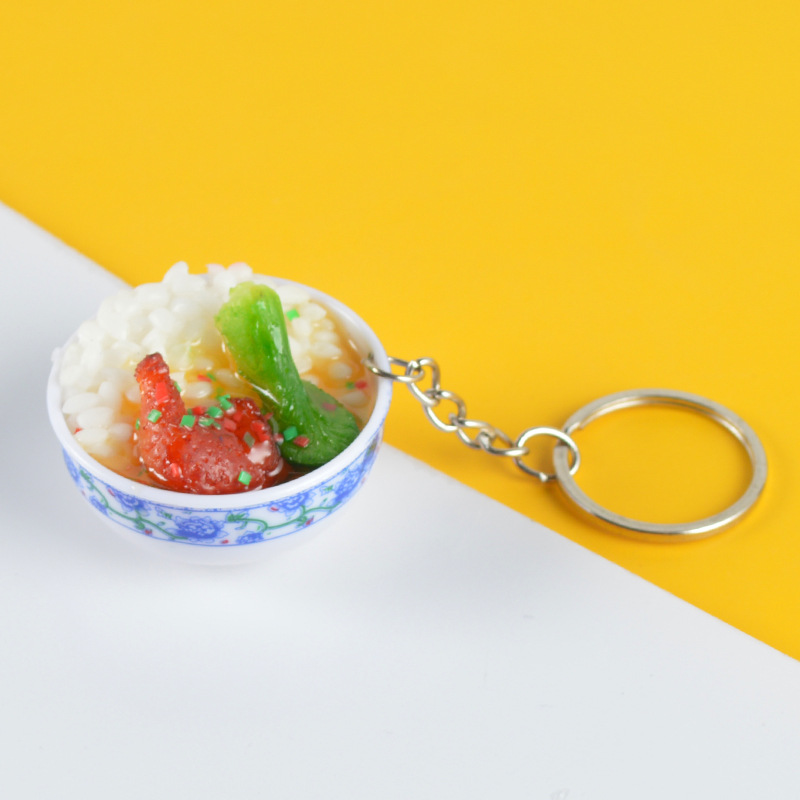 ข้าวชามผสมไก่ติดขากับผัก