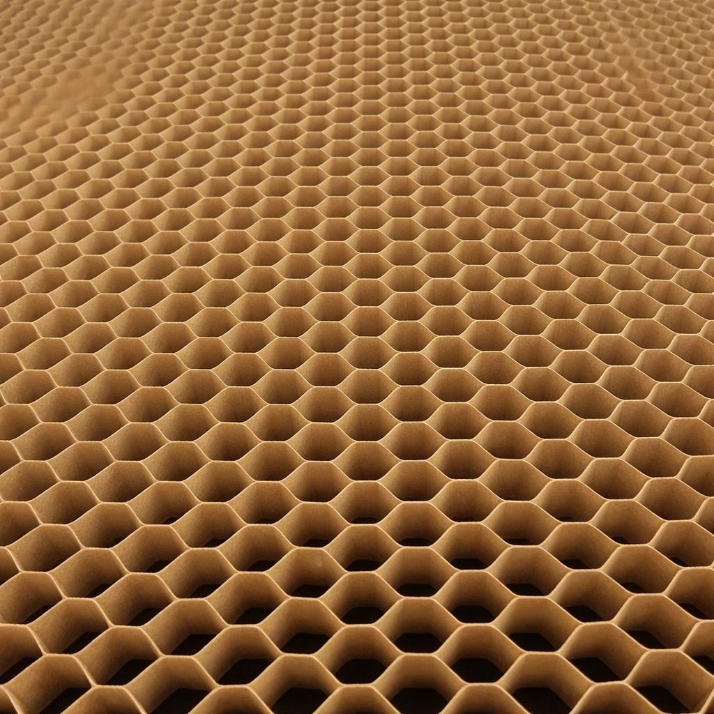MARRÓN