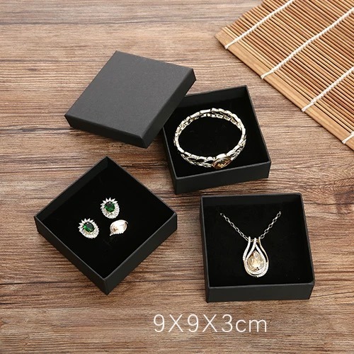 Black set box 9x9x3cm