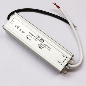 Fuente de alimentación impermeable DC 12V, 50w, 5A, salida máxima, entrada de tipo de origen, adaptador transformador para luces de piscina