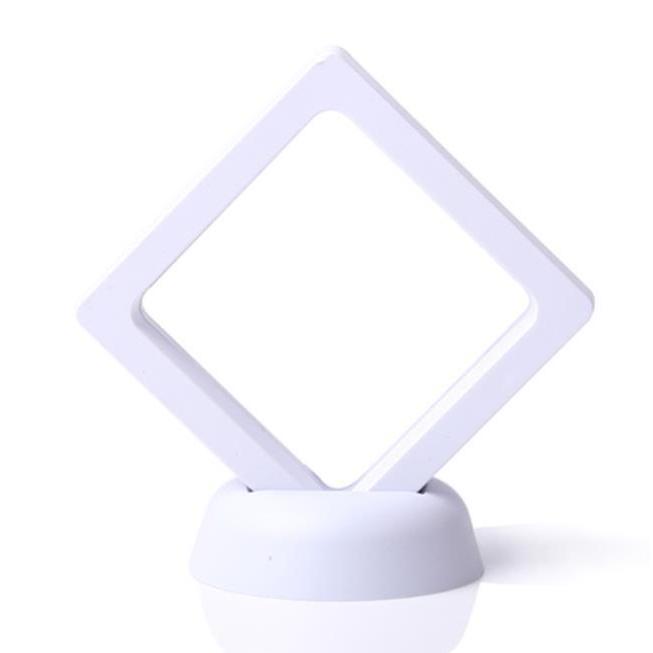 A white 11*11cm round base