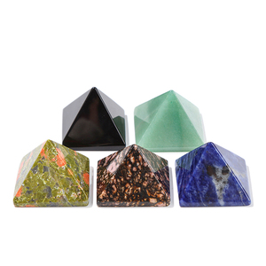 JD GEMS Bulk Atacado Pedra Natural Pyramid Decor Tamanhos Diferentes Cores e Materiais Adequado para Decorações - Product Image 2