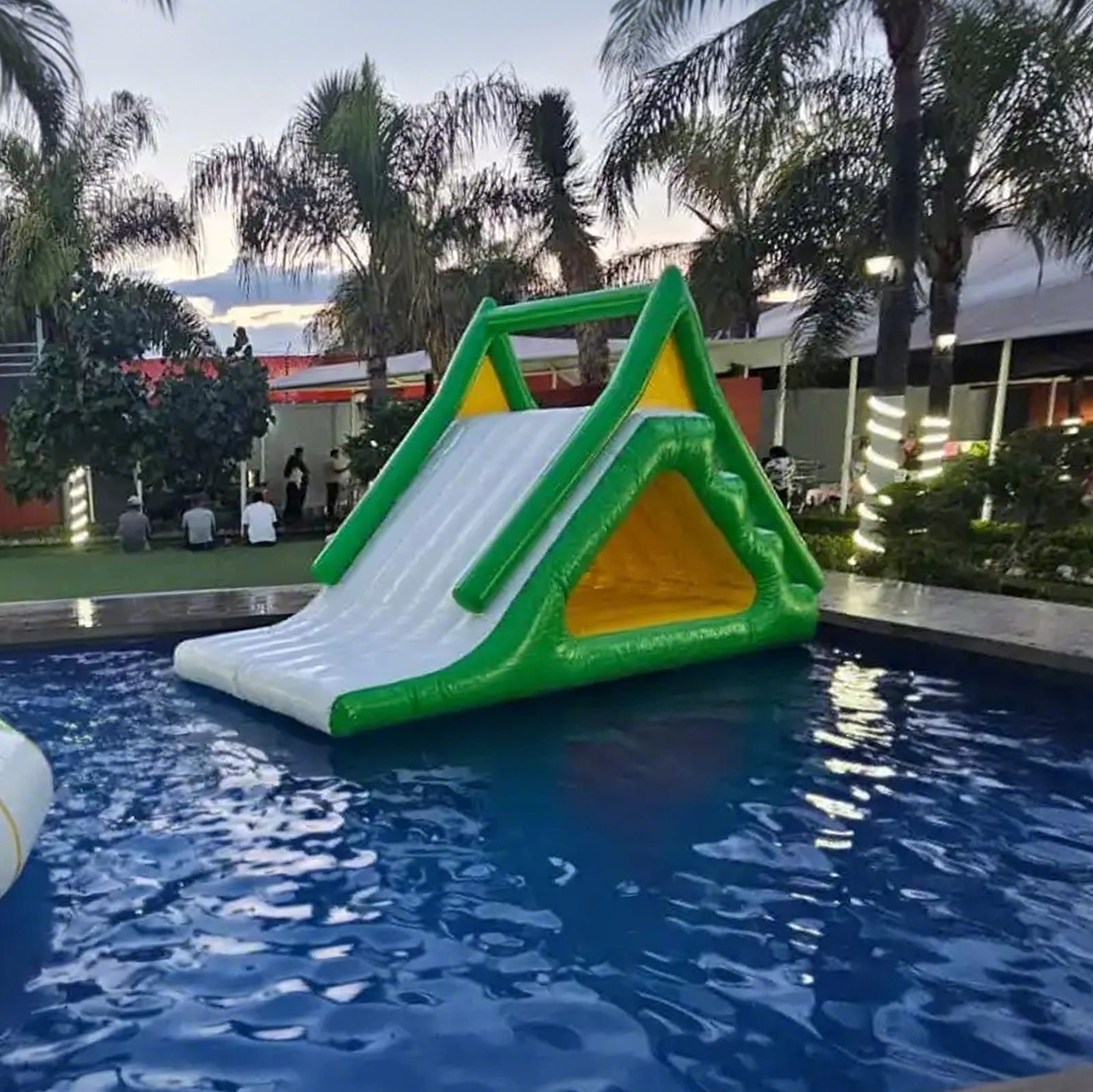 Glissière d'eau
