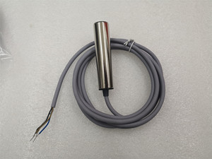 <strong>Inductive</strong> <strong>Proximity</strong> <strong>Sensor</strong> LR18XCF12DNOY