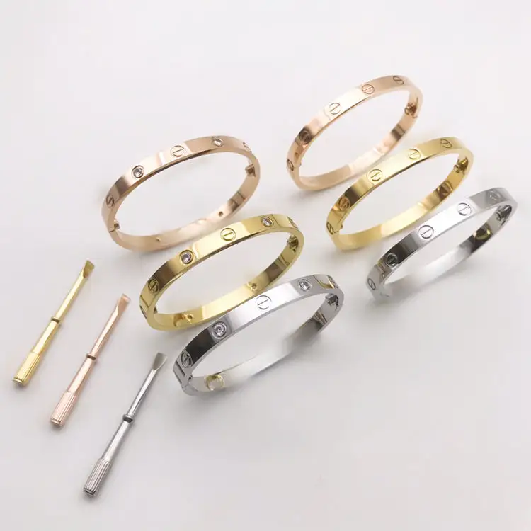 Famosa Venta caliente diseño personalizado moda 18K chapado en oro amor diseñador pulsera marca Acero inoxidable tornillo pulsera