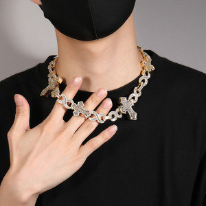 Erkek High-End benzersiz çok yönlü Hip-Hop tam elmas kolye yeni stil şekil-8 kare çapraz zirkon ile sonsuz bağlantı zinciri - Product Image 3