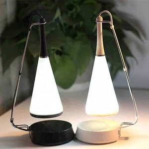 Toptan usb chargeale kablosuz masa lambası hoparlör başucu dokunmatik müzik masa lambası LED gece lambası