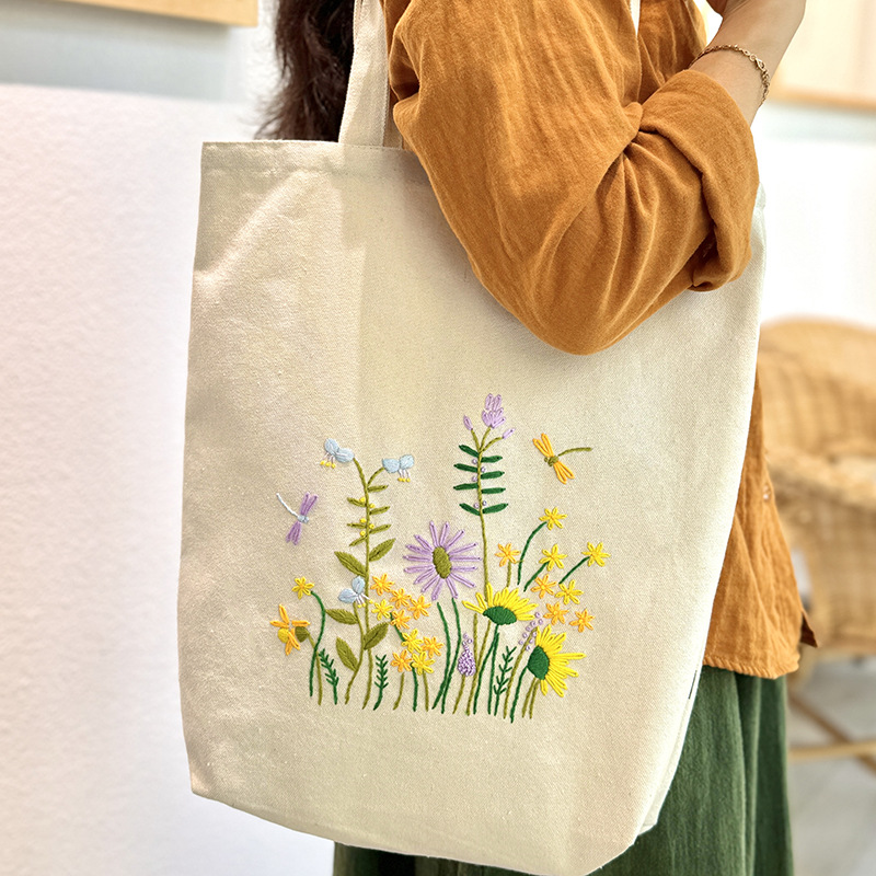 1 kit de sac fourre-tout de broderie