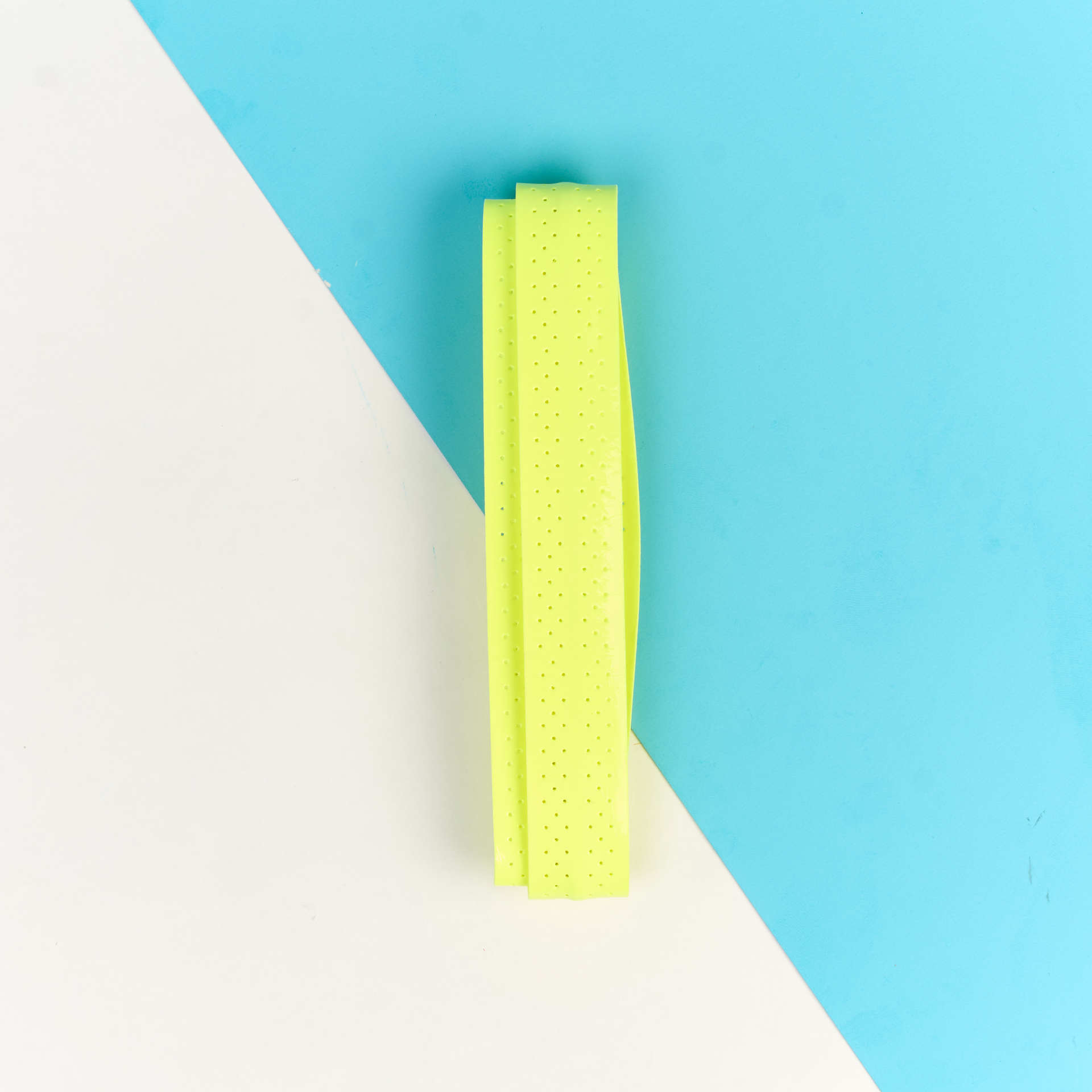 Jaune fluorescent