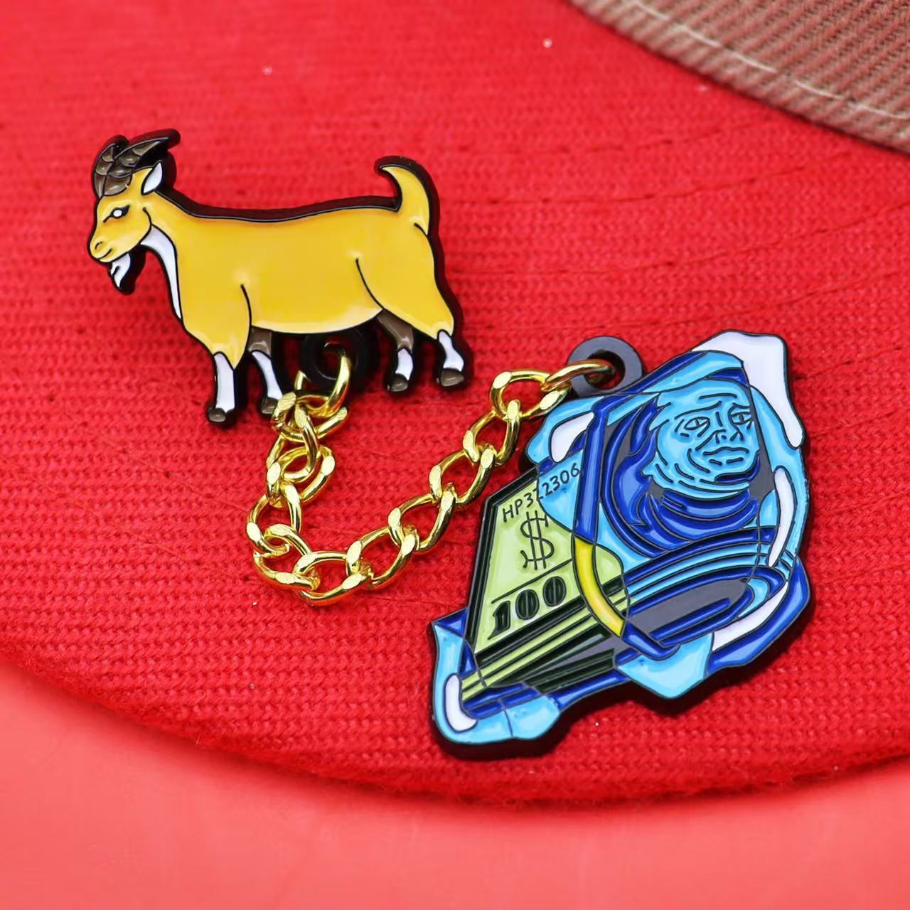 Hat chain pendant