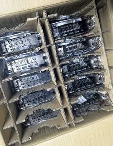 XFX RX6900XT Tarjeta gráfica de escritorio para juegos de 16GB, interfaz PCI Express que funciona bien, ventilador enfriador, interfaz de salida DVI de segunda mano