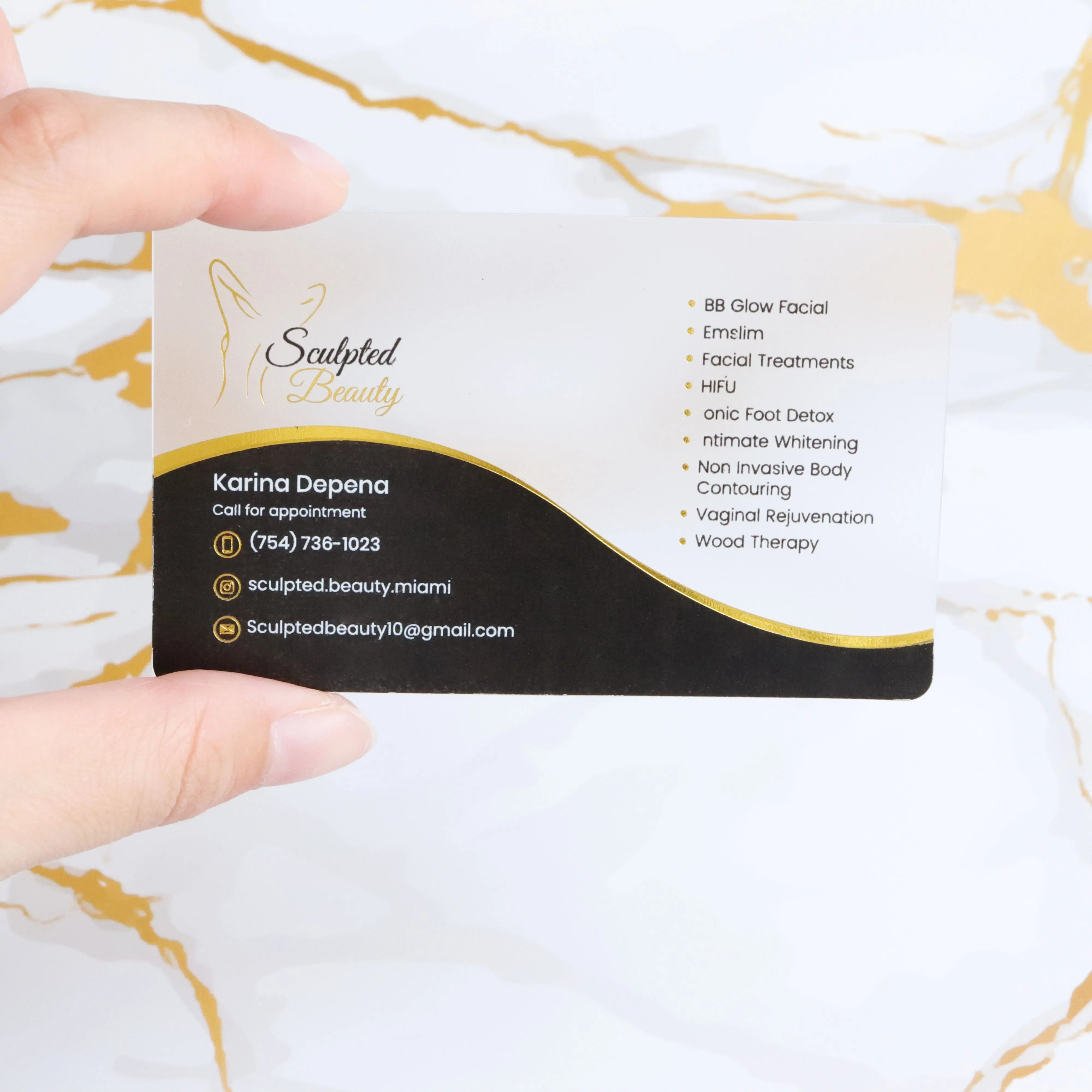 कस्टम ब्रांड नाम मुद्रण पीवीसी कार्ड धातु सोने की पन्नी प्लास्टिक कार्ड पीवीसी पाले सेओढ़ लिया व्यापार कार्ड