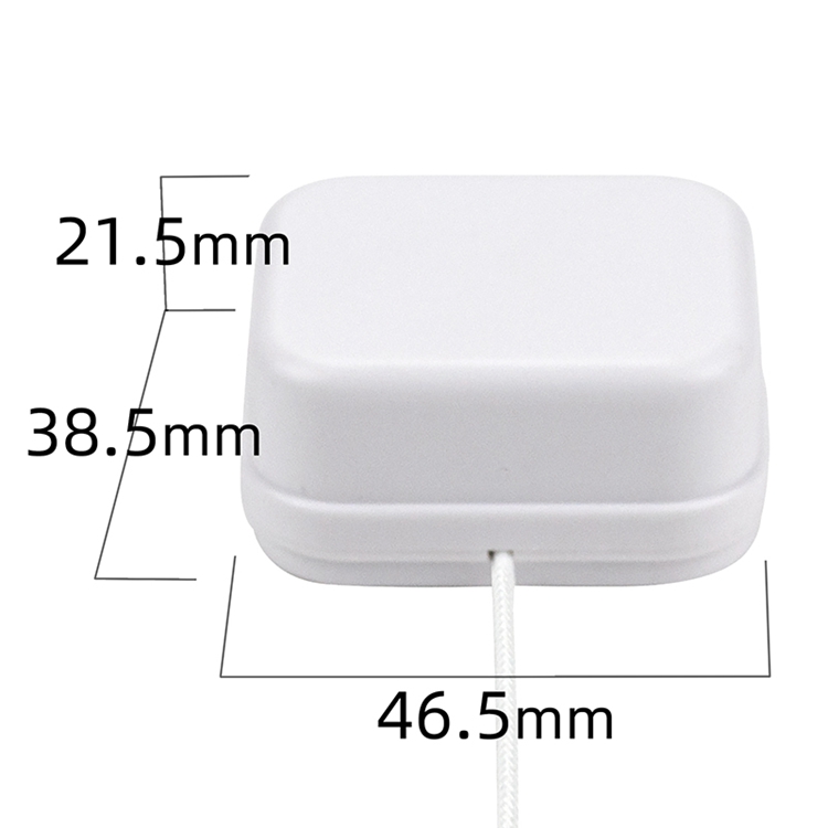 White-18-note miniature unwashable pull-string movement.