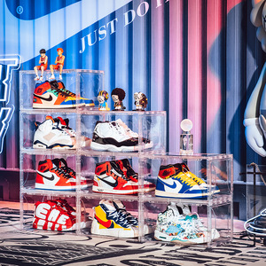 Große klare transparente PET-Kunststoff-Sneaker-Organizer-Hülle mit seitlich offener Tür Stapelbare Basketballschuh-<span class=keywords><strong>Display</strong></span>-Aufbewahrung sbox