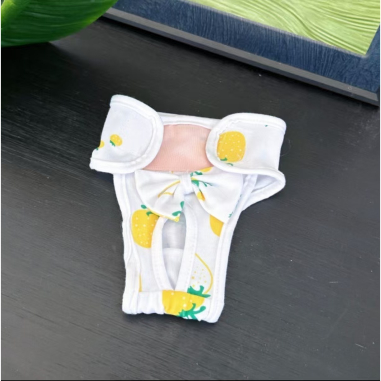Mini culotte menstruelle fraise jaune