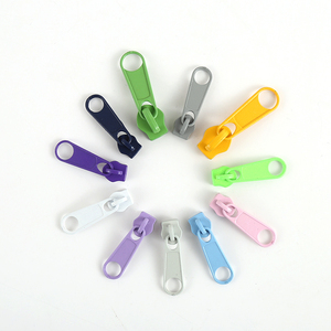 Hot bán Chất lượng cao tốt nhất bán dây kéo kéo đầu Webbing Zip puller đầu và thanh trượt với nhu cầu của bạn cần - Product Image 4