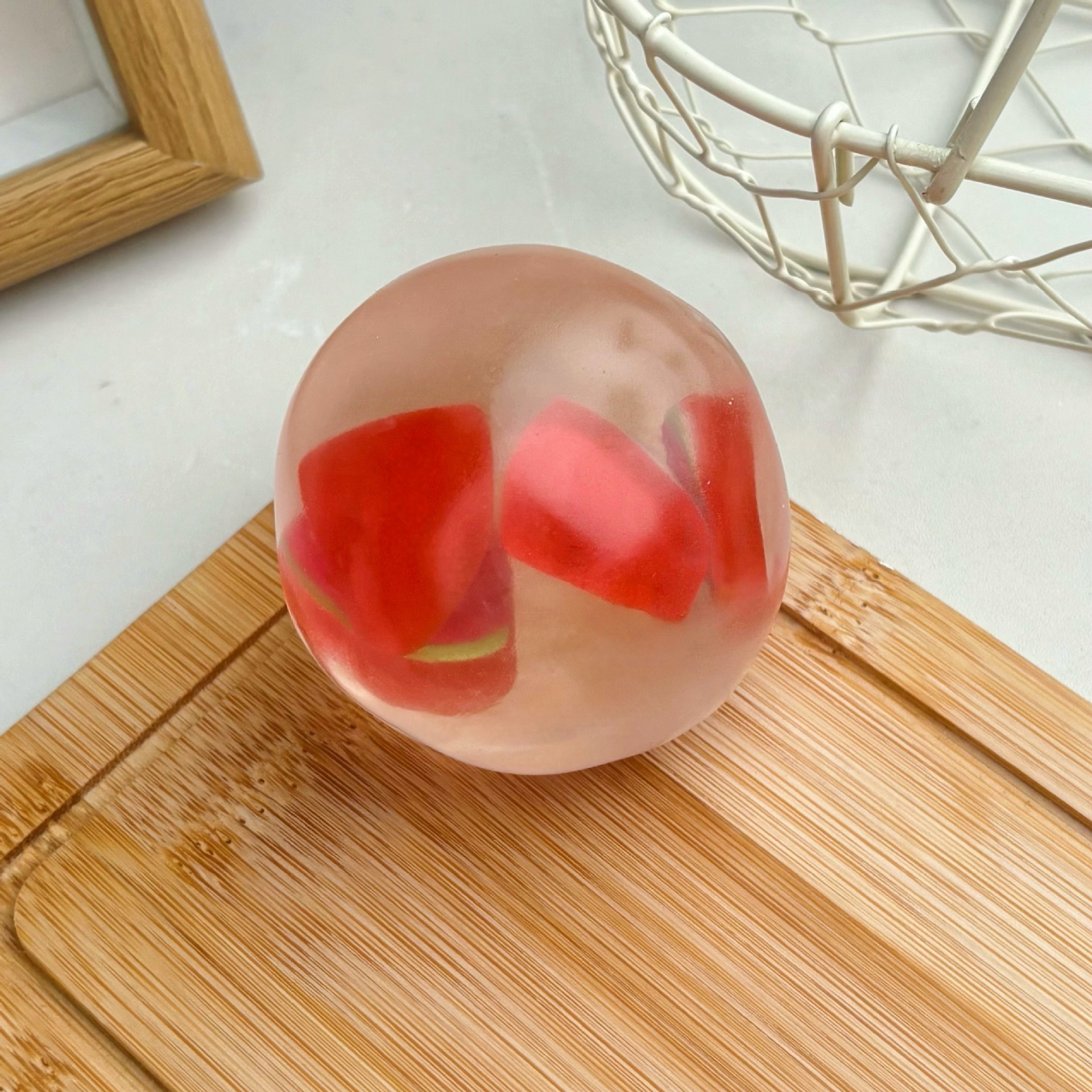 Boule artisanale de vaseline à la pastèque de 6 cm