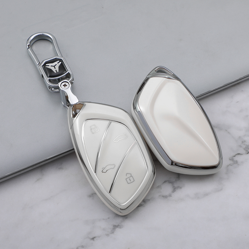 D White + Key Ring