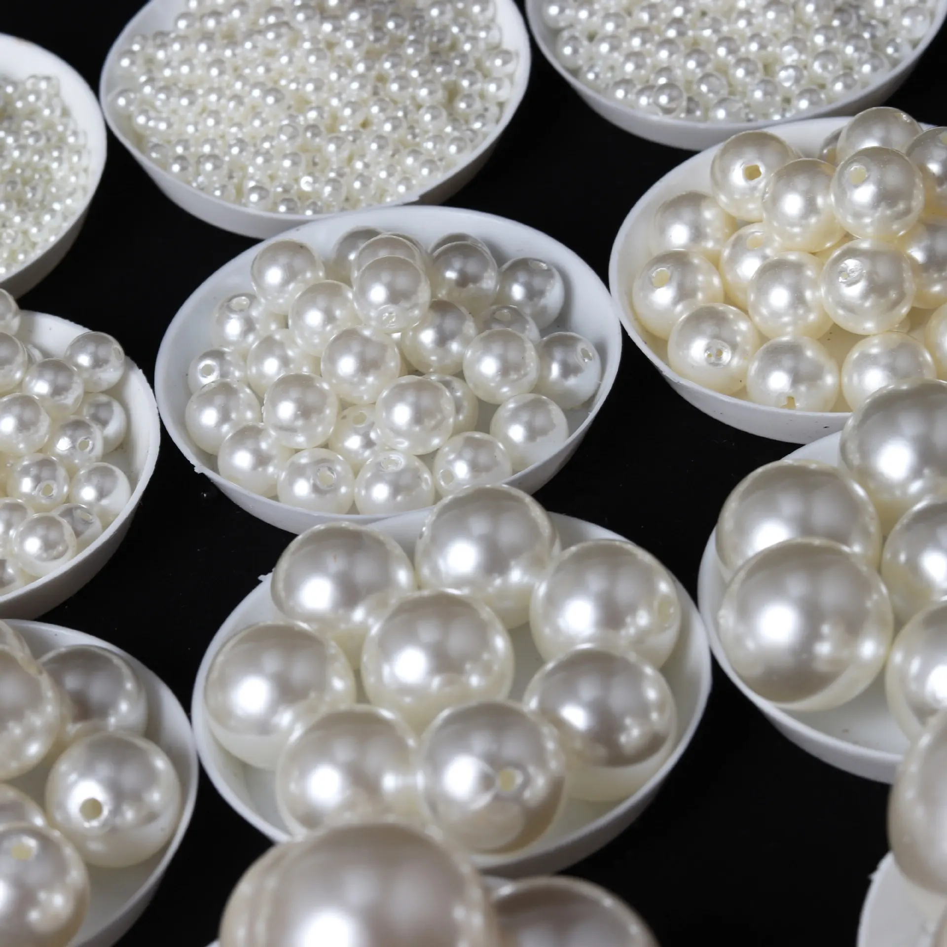 Cuentas de perlas sueltas redondas blancas, espaciador suelto para manualidades, collares, pulseras, pendientes, anillos, Gargantilla, fabricación de joyería