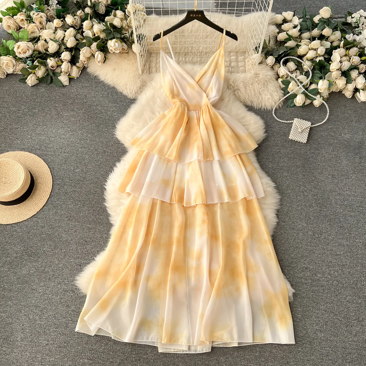 Summer Fashion Waistband Slimming Mid Length Halo Dyed Yellow Print Strap Dress For Seaside Vacation Beach Dress