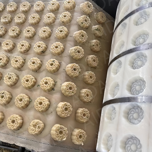 Aida800 Đầy Đủ Tự Động Biscuit <span class=keywords><strong>Cookie</strong></span> Máy Khuôn Bánh Quy Máy Sản Xuất - Product Image 2