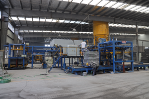 Máquina de fabricación de bloques de hormigón QTF10-15, sistema de apilador de embalaje de palés totalmente automático, máquina hidráulica - Product Image 2