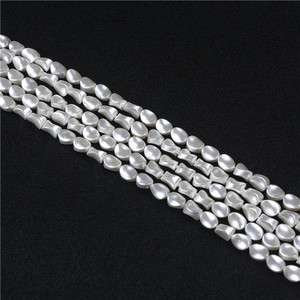 White Mother of Pearl Handmade Irregular Shape <strong>Shell</strong> Handy Fresh Water <strong>Shell</strong> for Jewelry Making - Product Image 2