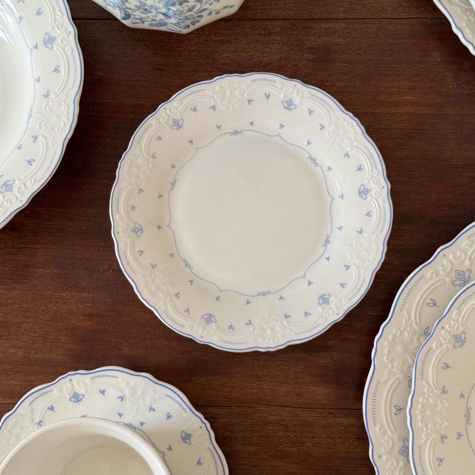 assiette fleurie bleue 17,5*2cm