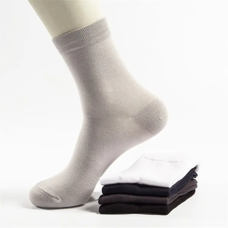 Wholesale Bamboo fiber anti-foul men crew socks white black business socks