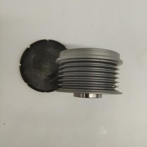 אלטרנטור גלגלת לניסן Altima 2.5 6PK מצמד גלגלת F554755 F-554755 535013710