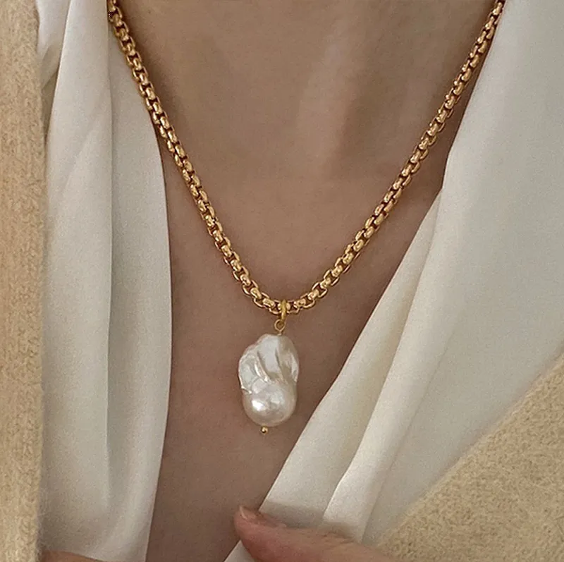 Alienígena pérola pingente colar feminino Vintage cadeia simples e versátil moda colar colar cadeia