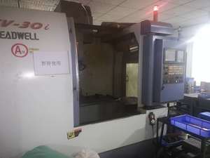 <strong>Used</strong> Good Quality Taiwan Lewell Vertical Machining <strong>Center</strong> V-30 Three-Axis Computer Controlled Fanuc System CNC Machine Tool