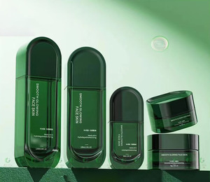 Custom Rectangular Gradient <strong>Red</strong> Glass 40ml Serum Bottle with Pump Wholesale Lotion Cosmetic Bottles and Cream <strong>Jar</strong> with Gold Lids