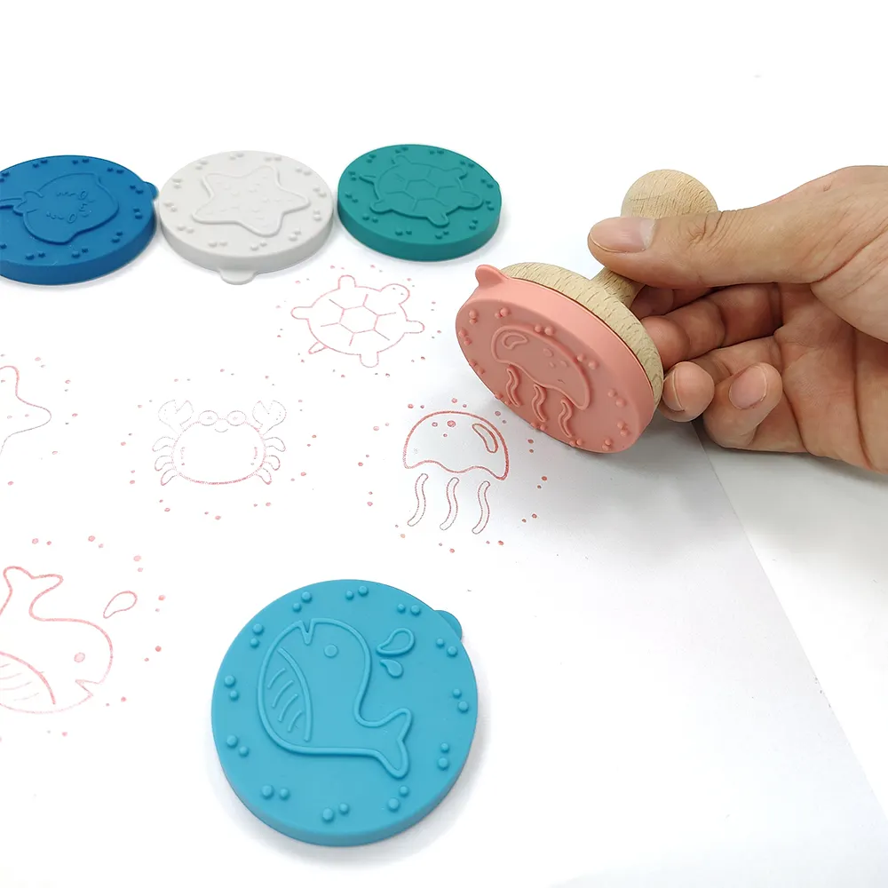 Hot Sale New Arrival Beech Wood Toy Stamp Kids Free Bpa Feed Grade Silicone Children Toy Stamp