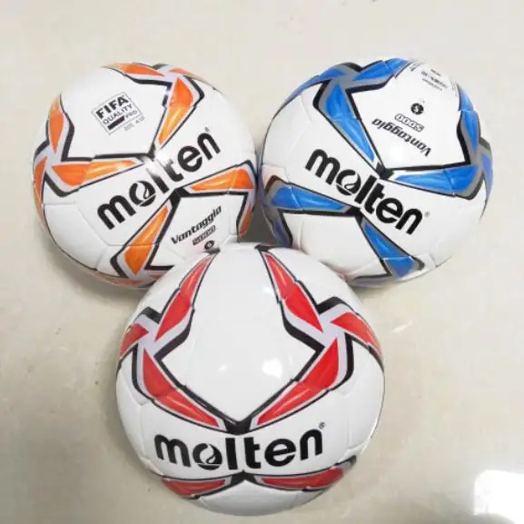 Logo personnalisé taille officielle en caoutchouc ballons de football bon marché en vrac Match formation taille 5 Football