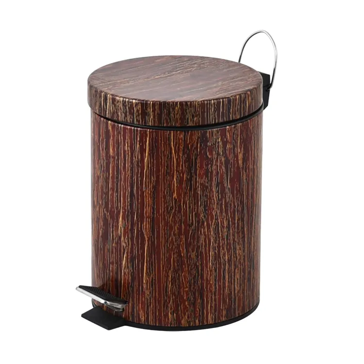 Cubo de basura de metal con pedal de paso de grano de madera cubo de basura de cocina