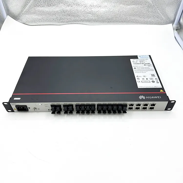 NetEngine 8000 M1A con porte di interfaccia router 4 * 10GE + 12 * GE 1U