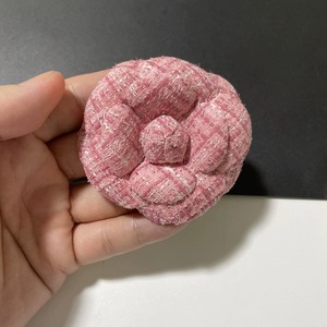 High-End Small Fragrant Flower Camellia <strong>Brooch</strong> 6.6cm Nylon Super Shaping Diamond Pearl Plate Number Processing Fashion - Product Image 4