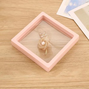 Caja de sombra con marco de imagen flotante <span class=keywords><strong>3D</strong></span>, soporte de exhibición de joyería, soporte para colgante de anillo, funda de presentación de piedra protectora para joyería