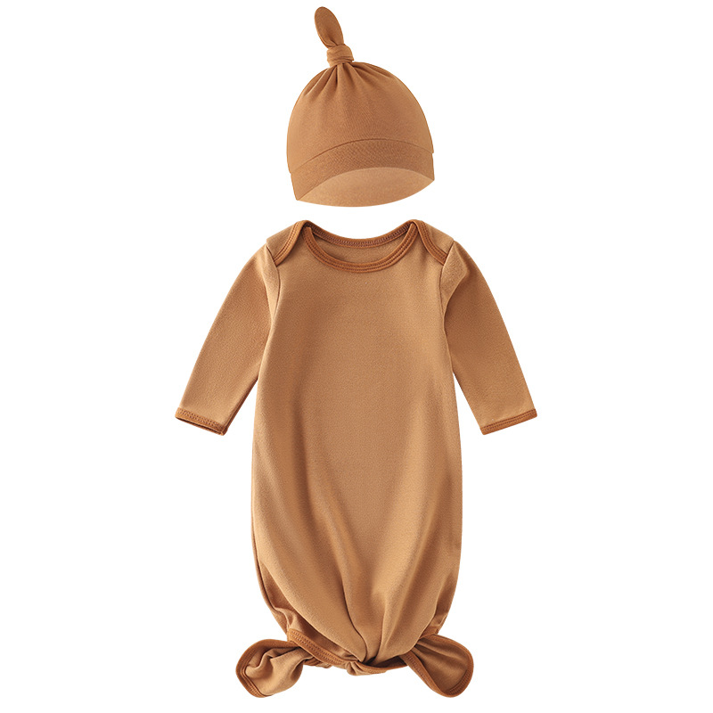 Camel + hat