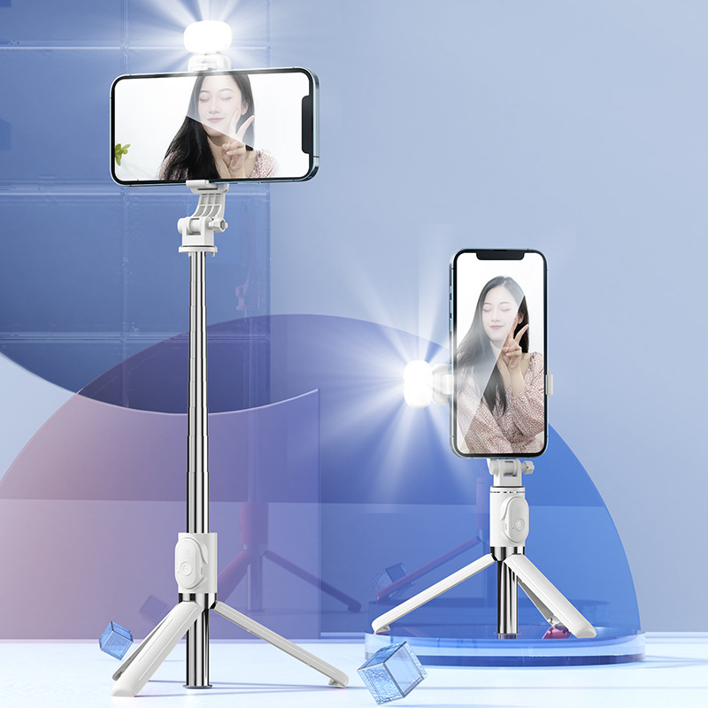 1m white with light
