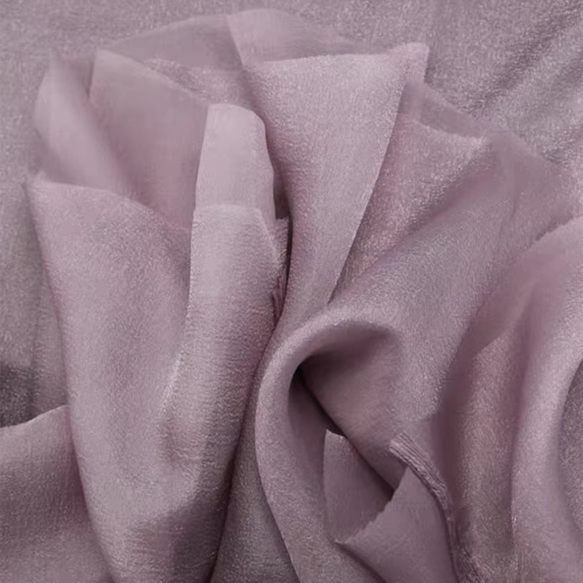 Gris violet
