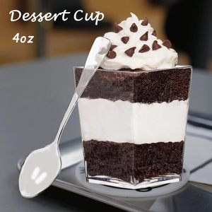 Kaşık ile <span class=keywords><strong>5</strong></span> <span class=keywords><strong>oz</strong></span> Mini yoğurt puding aperatif bardak temizle tek kullanımlık plastik tatlı kek ve kek ve yoğurt Parfaits için kapaklar