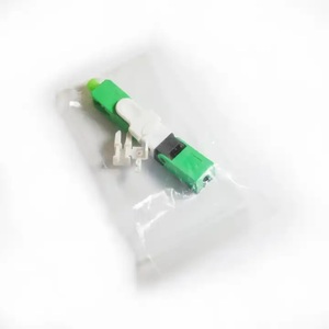シングルモードタイプSC/<span class=keywords><strong>LC</strong></span>/STコネクタSCAPC/UPC光ファイバードロップケーブル高速コネクタアセンブリ高速クイックコネクタ