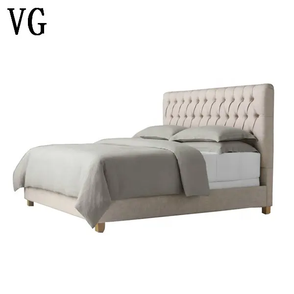 Cadre de lit à plateforme de grande taille, ensemble de meubles de chambre à coucher moderne avec tête de lit et planche à pied et lamelles de bois
